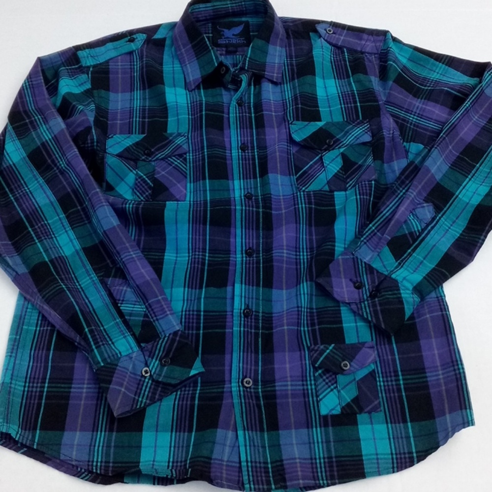 S h i e k h button up shirt